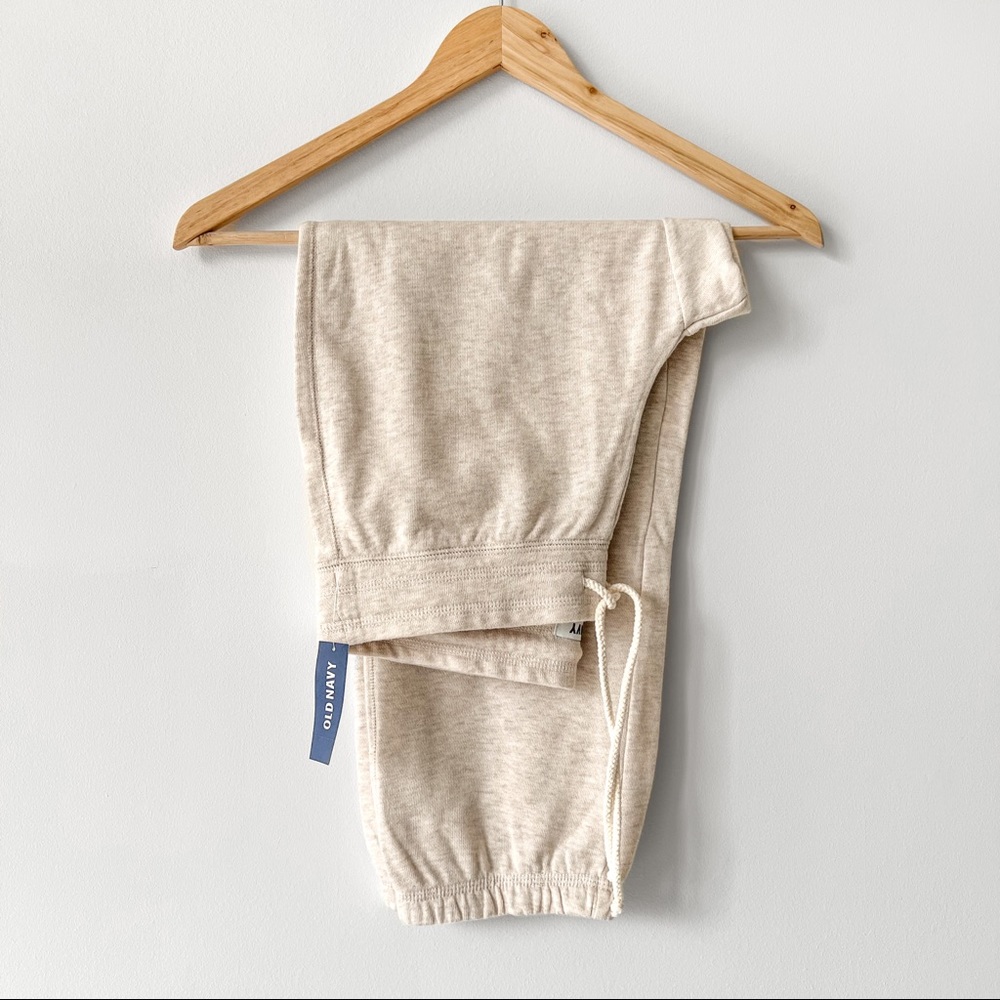 NWT Old Navy Cropped French Terry Jogger